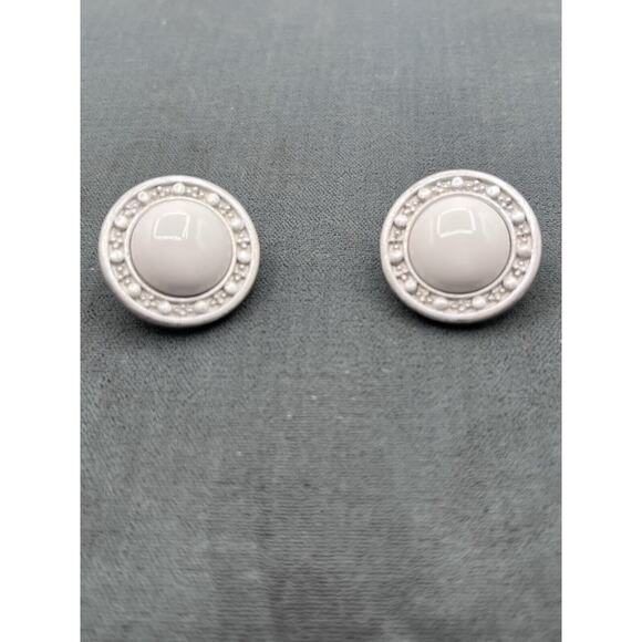 Liz Claiborne Marked Earrings Pierced White Matte Stones - Picture 1 of 4